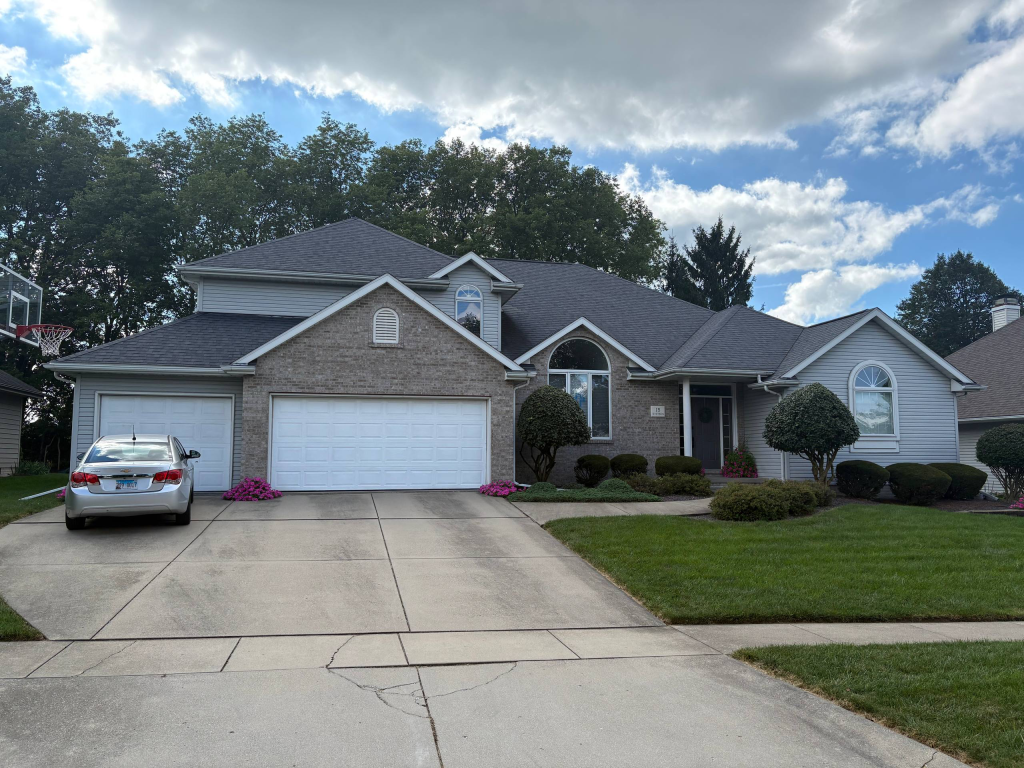 Professional roof inspection services Farmer City IL