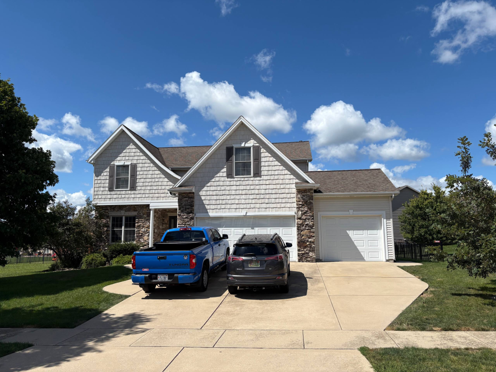 Roof installation in Springfield by Cupples Construction