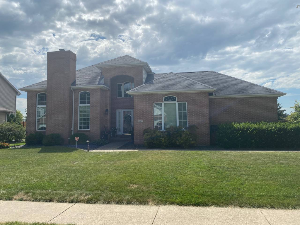 Roof replacement in Macomb IL by Cupples Construction — licensed local roofing contractors